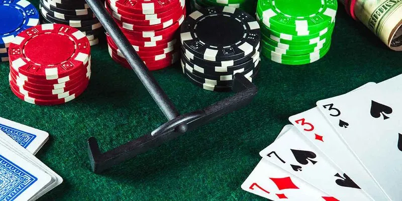 Khám phá sự hấp dẫn của Poker và Texas Hold’em